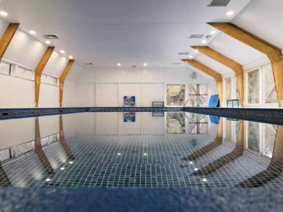 Chaleureux Chalet A Durbuy Bagian luar foto