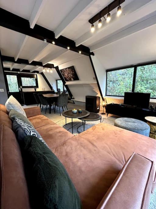 Chaleureux Chalet A Durbuy Bagian luar foto